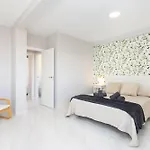 아파트 Home2book Spacious Harbour Views, Cruz
