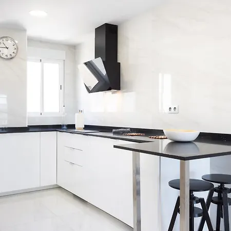 Home2book Spacious Harbour Views, Cruz 圣克鲁斯-德特内里费