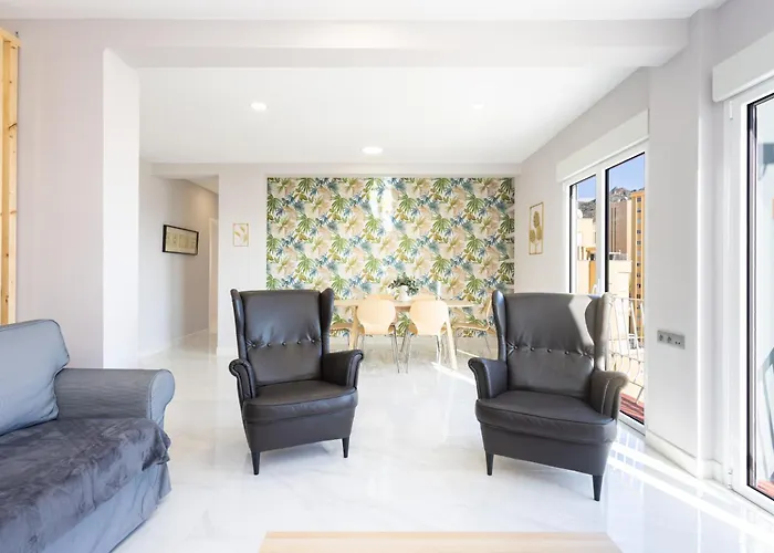 Home2book Spacious Harbour Views, Cruz Apartment