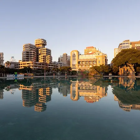 Daire Home2book Spacious Harbour Views, Cruz *