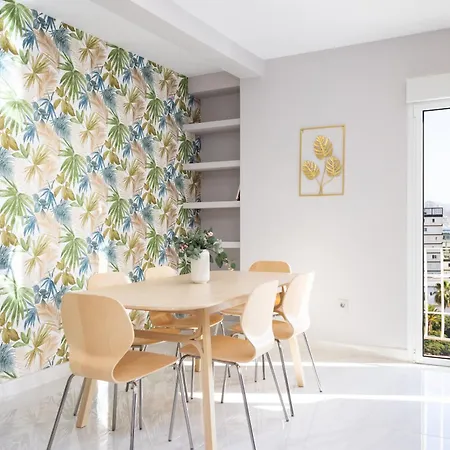 Home2book Spacious Harbour Views, Cruz *